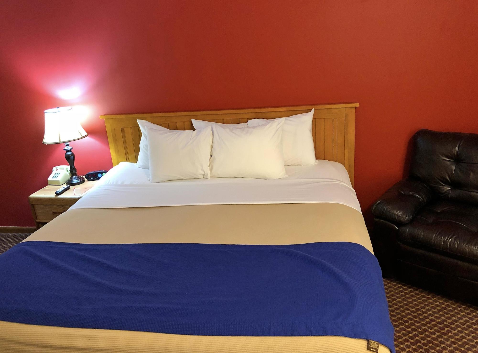 Travelodge By Wyndham Escanaba Buitenkant foto