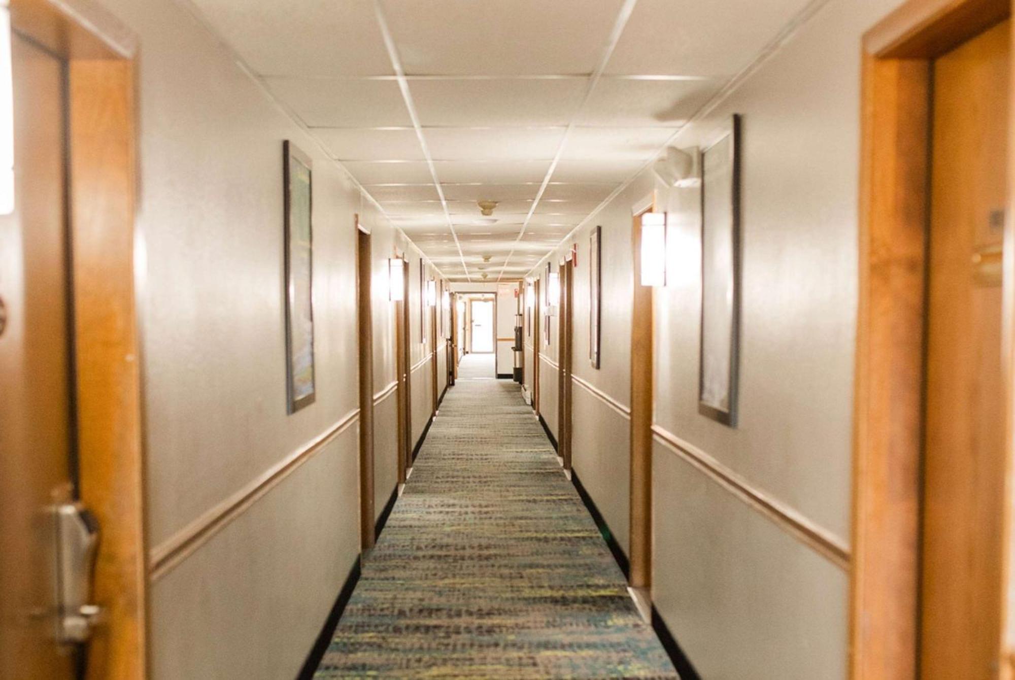 Travelodge By Wyndham Escanaba Buitenkant foto